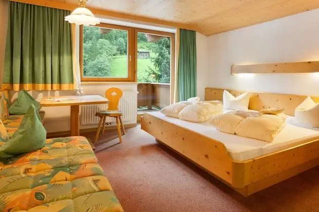 Comfort Tek Büyük Yataklı Oda, Balkon, Dağ Manzaralı