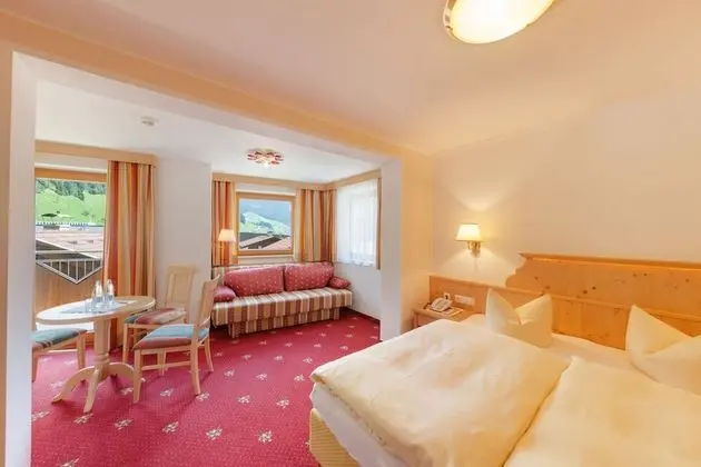 Comfort Tek Büyük Yataklı Oda, Balkon, Dağ Manzaralı