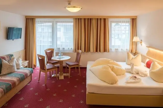 Comfort Tek Büyük Yataklı Oda, Balkon, Dağ Manzaralı