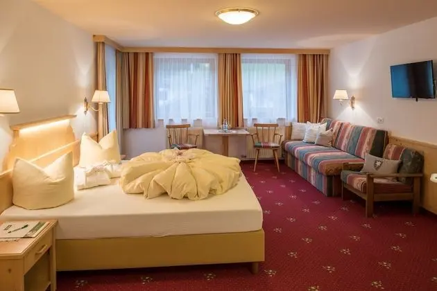 Comfort Tek Büyük Yataklı Oda, Balkon, Dağ Manzaralı