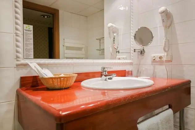 Economy Tek Büyük Yataklı Oda