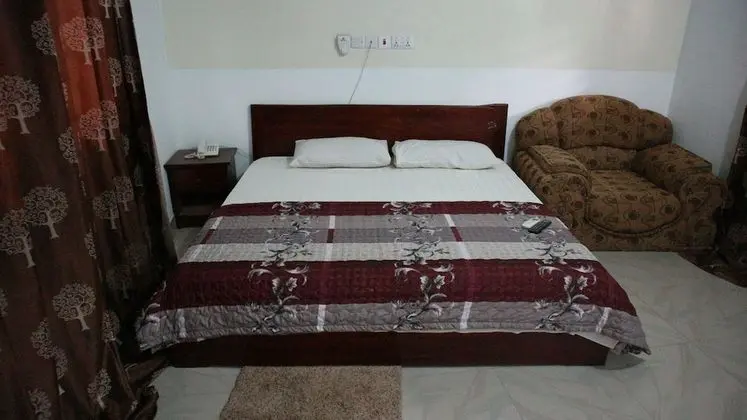 Standard Tek Büyük Yataklı Oda