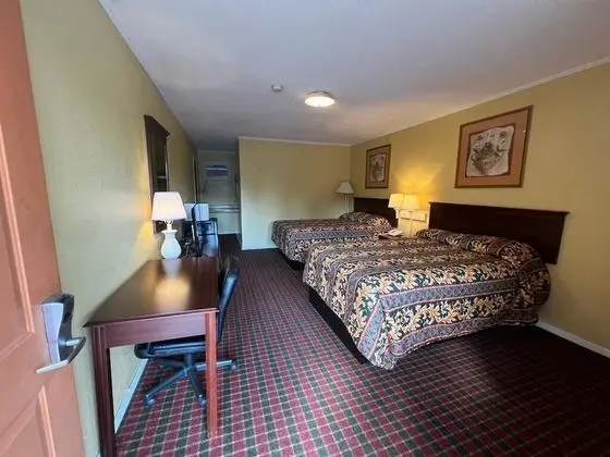 Standard Oda, 2 Büyük (Queen) Boy Yatak, Sigara İçilebilir