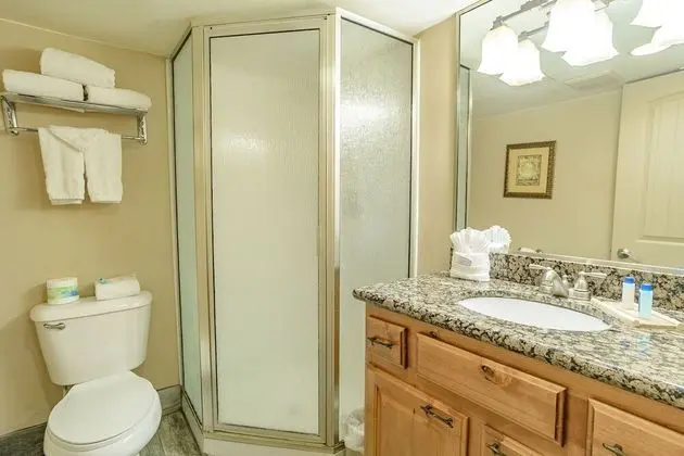 Standard Süit, Birden Çok Yatak (Non Smoking 3 Bedroom Apt)