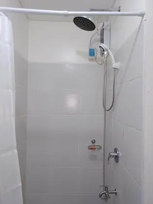 Exclusive Daire, 2 Yatak Odası, Özel Banyo, Havuz Manzaralı