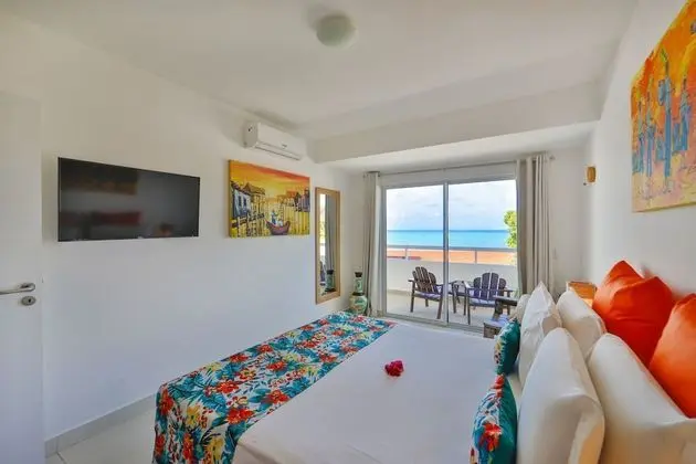 Duplex, 2 quartos, Hidromassagem particular, Vista Parcial para o mar