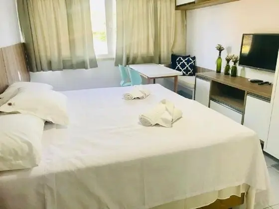 Comfort Tek Büyük veya İki Ayrı Yataklı Oda, Havuz Manzaralı