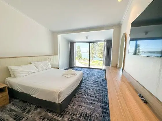 Standard Oda, Sigara İçilmez (Queen Only)