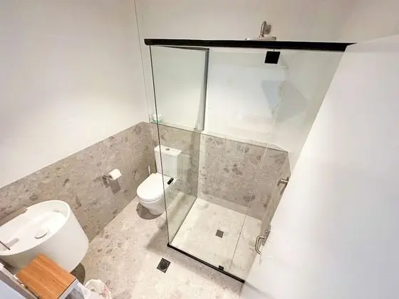 Standard Oda, Sigara İçilmez (Queen Only)
