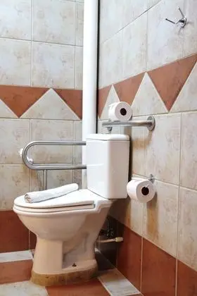 Standard Dört Kişilik Oda