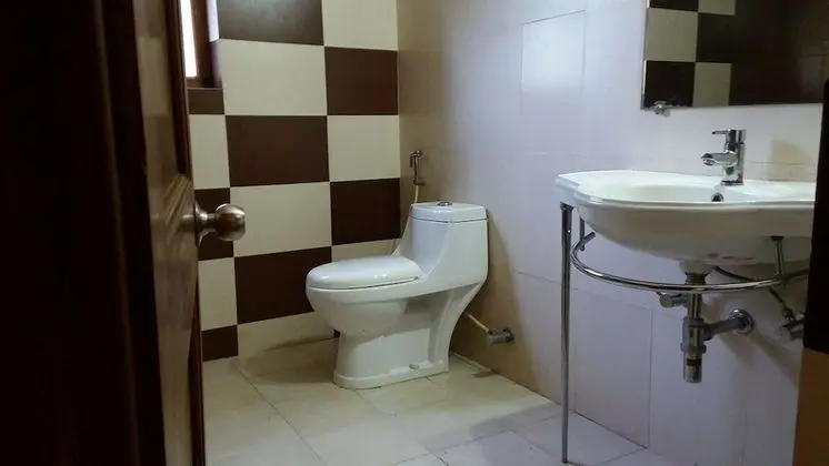Deluxe Tek Büyük Yataklı Oda, 1 Yatak Odası, Havuz Manzaralı, Havuz Kenarı