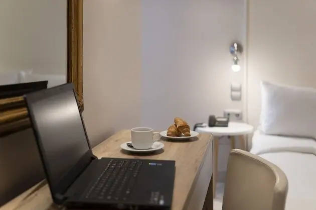 Executive Tek Büyük Yataklı Oda