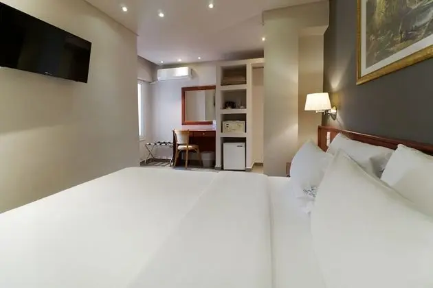 Tek Büyük veya İki Ayrı Yataklı Oda