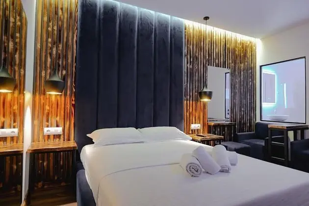 Deluxe Tek Büyük Yataklı Oda