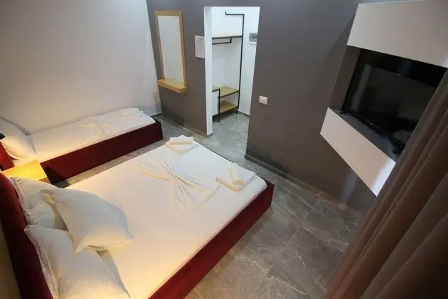 Üç Kişilik Oda, Balkon