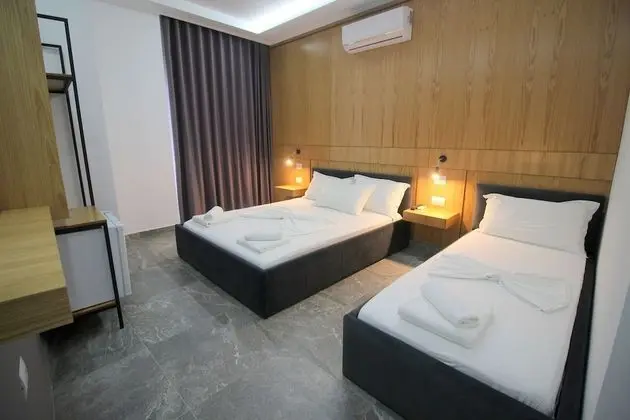 Üç Kişilik Oda, Balkon