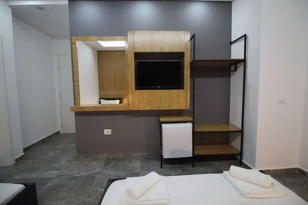 Üç Kişilik Oda, Balkon