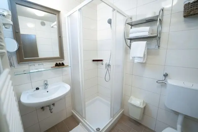 Tek Büyük Yataklı Oda, Deniz Manzaralı