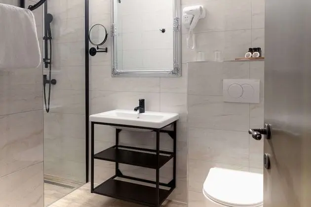 Tek Büyük Yataklı Oda, Şehir Manzaralı