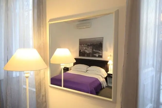 Deluxe Oda, 1 En Büyük (King) Boy Yatak