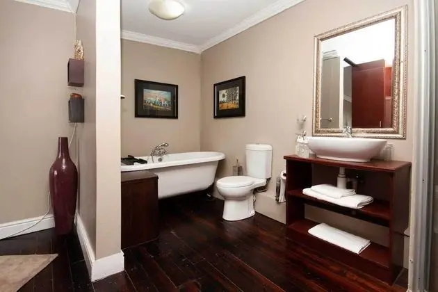 Deluxe Tek Büyük Yataklı Oda, Balkon, Deniz Manzaralı