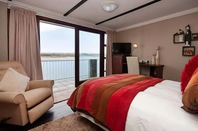 Deluxe Tek Büyük Yataklı Oda, Balkon, Deniz Manzaralı