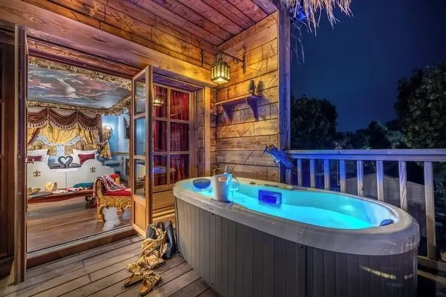 Luxury Süit, 1 Yatak Odası, Teras, Bahçe Manzaralı