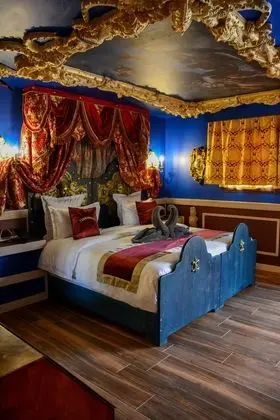 Luxury Süit, 2 Yatak Odası, Teras, Havuz Manzaralı