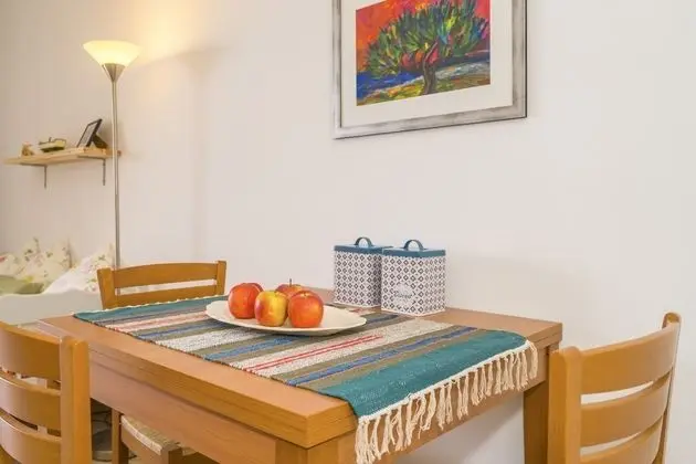 Apart Daire, 1 Büyük (Queen) Boy Yatak