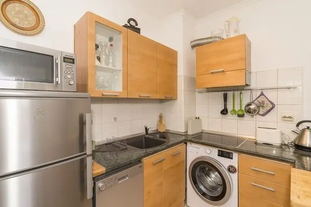 Apart Daire, 1 Büyük (Queen) Boy Yatak