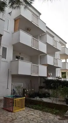 Apart Daire, 1 Büyük (Queen) Boy Yatak