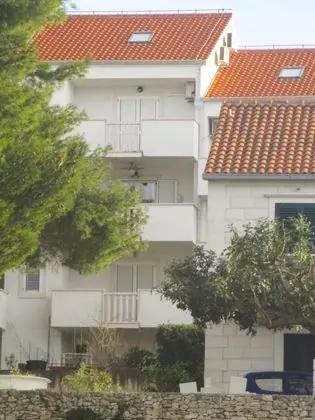 Apart Daire, 1 Büyük (Queen) Boy Yatak