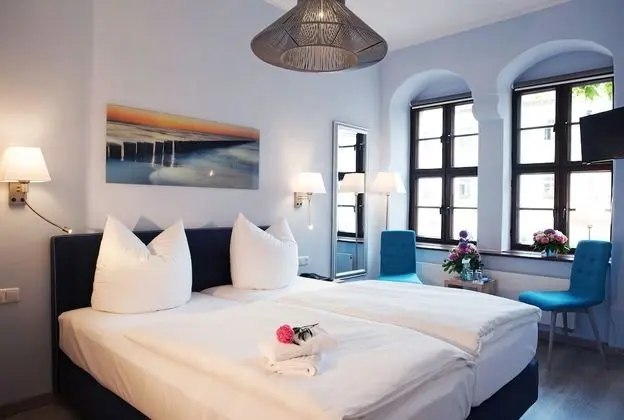 Comfort Tek Büyük Yataklı Oda