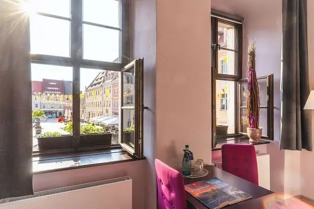 Comfort Tek Büyük Yataklı Oda