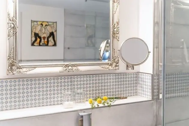 Comfort Tek Büyük Yataklı Oda