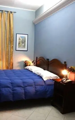 Tek Büyük veya İki Ayrı Yataklı Oda, Deniz Manzaralı