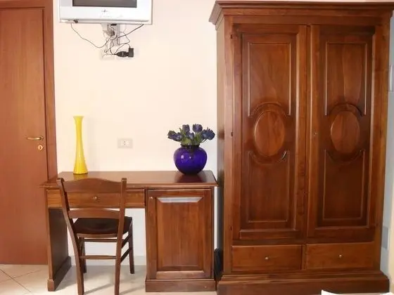 Üç Kişilik Oda