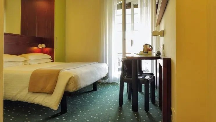 Tek Büyük Yataklı Oda, Liman Manzaralı