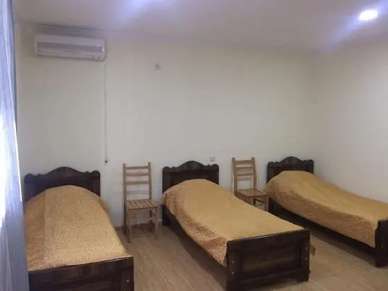 Ortak Ranzalı Oda, Karma Ranzalı Oda (1 Bed in 5 Person Dorm)