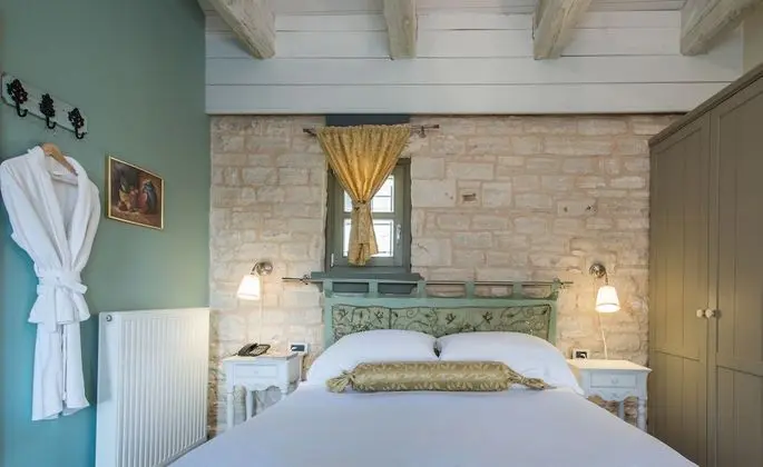 Bridal Suite with jacuzzi and fireplace