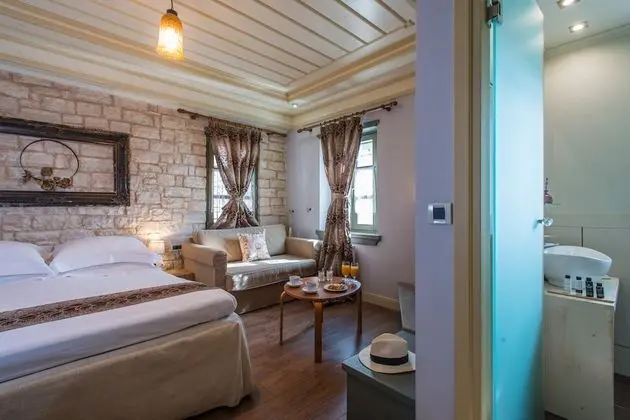 Design Oda, Şömine, Dağ Manzaralı