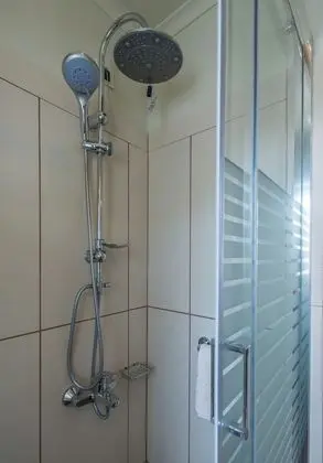 Design Oda, Şömine, Dağ Manzaralı