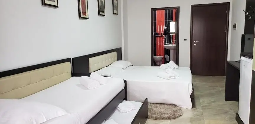 Dört Kişilik Oda, Dağ Manzaralı