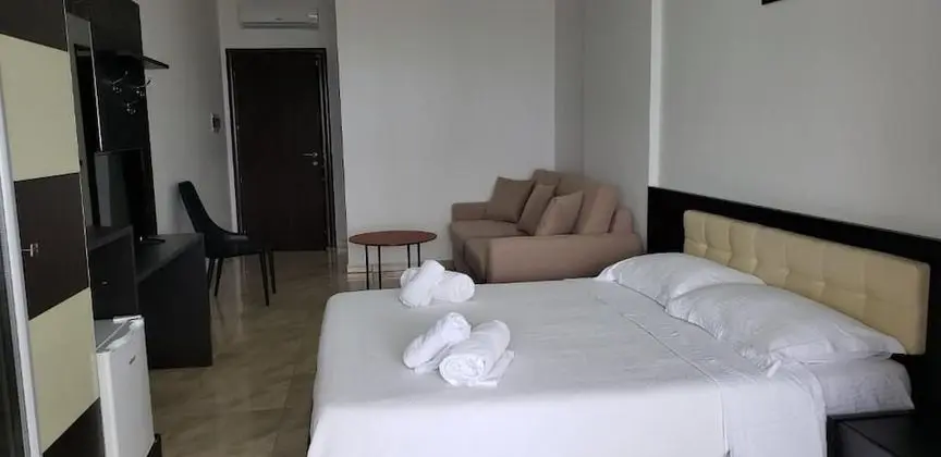 Tek Büyük Yataklı Oda, Balkon, Deniz Manzaralı