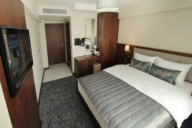 Comfort Tek Büyük Yataklı Oda