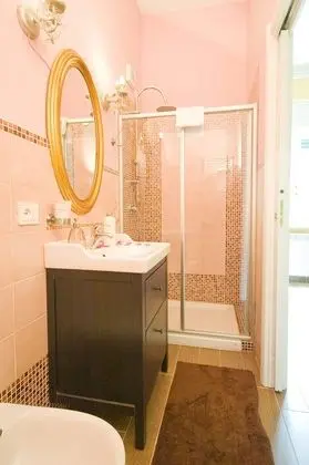 Tek Büyük Yataklı Oda, Özel Banyo