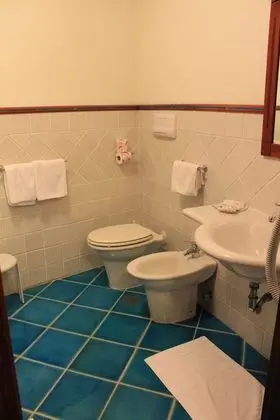 Classic Tek Büyük Yataklı Oda