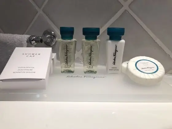 Superior Tek Büyük Yataklı Oda, Kısmi Deniz Manzaralı