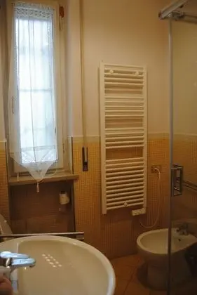 Üç Kişilik Oda, Özel Banyo (external)
