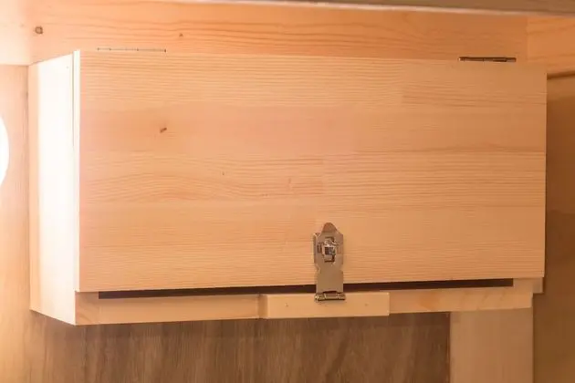 Ortak Ranzalı Oda, Sadece kadınlar için